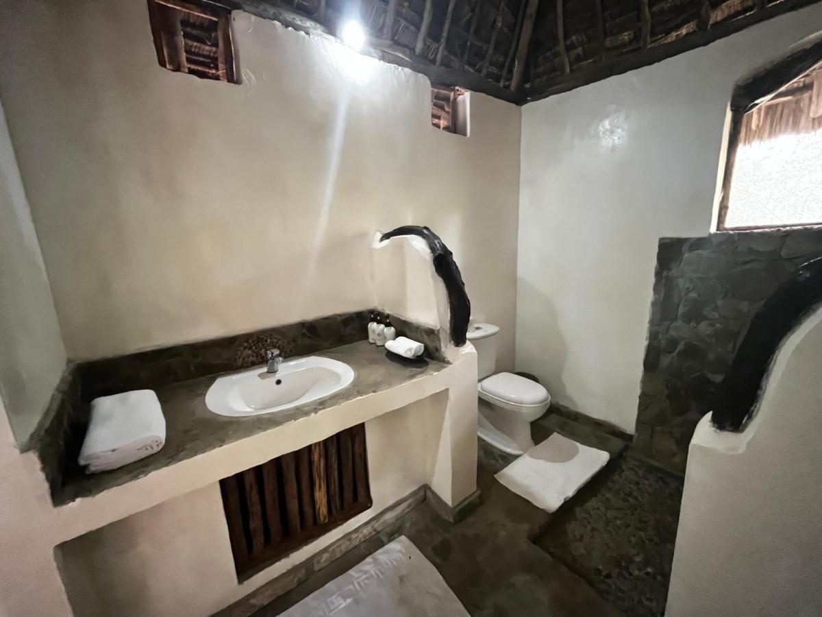 فندق Lemara Eco Camp Kisaki المظهر الخارجي الصورة